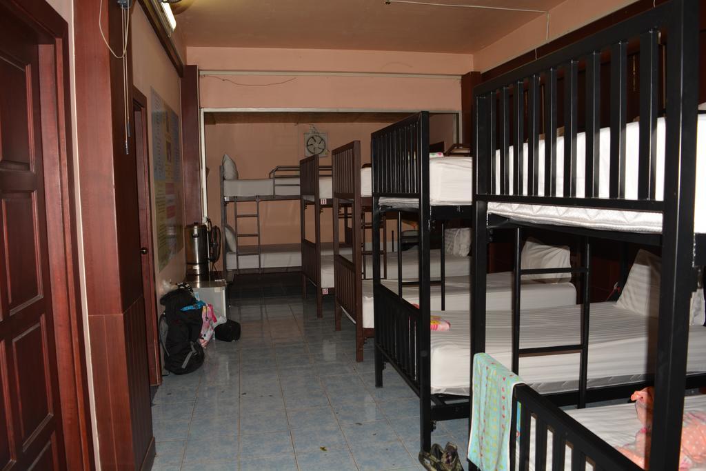Little Austria Tams Guesthouse شاطئ تشاوينغ المظهر الخارجي الصورة