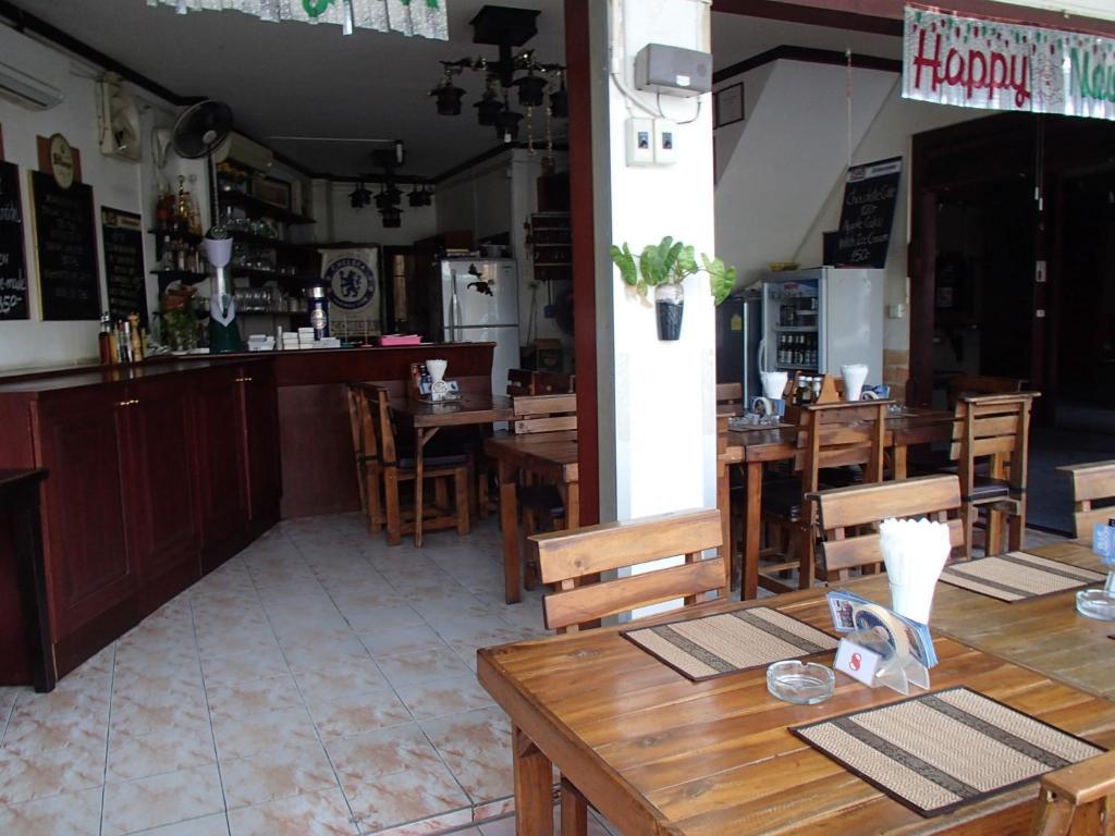 Little Austria Tams Guesthouse شاطئ تشاوينغ المظهر الخارجي الصورة