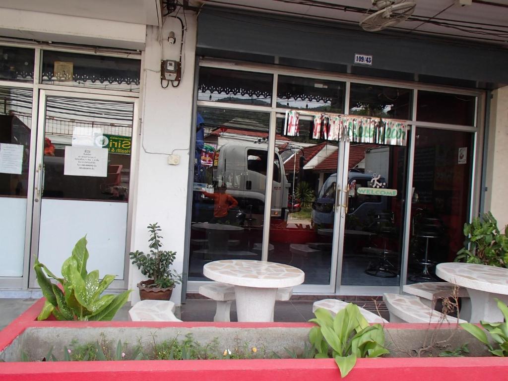Little Austria Tams Guesthouse شاطئ تشاوينغ المظهر الخارجي الصورة