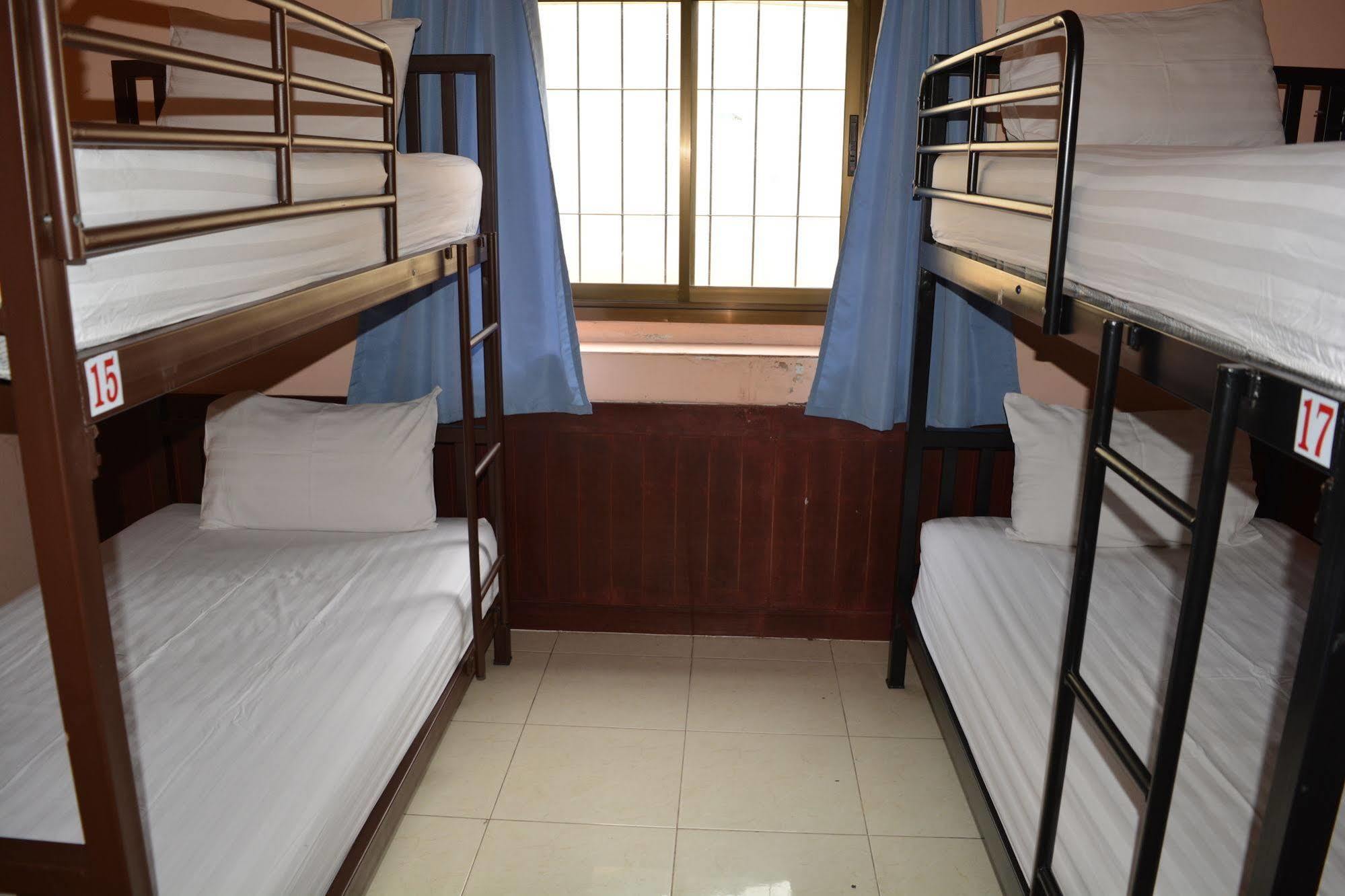 Little Austria Tams Guesthouse شاطئ تشاوينغ المظهر الخارجي الصورة