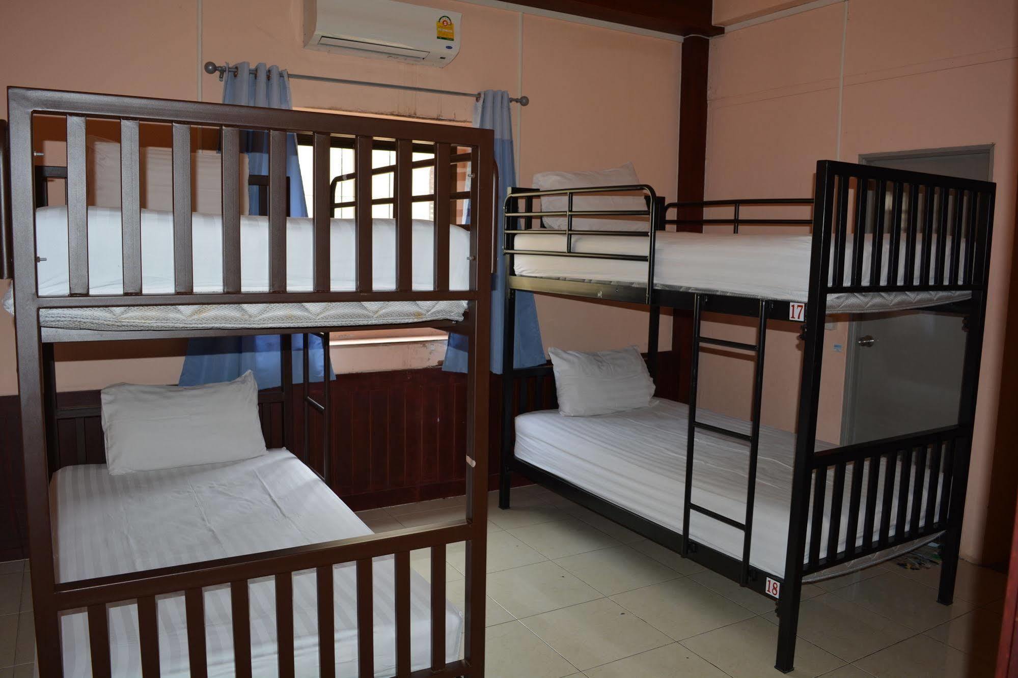 Little Austria Tams Guesthouse شاطئ تشاوينغ المظهر الخارجي الصورة